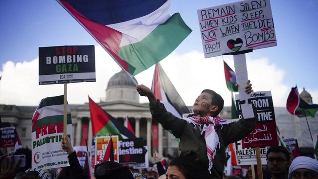 Warga Dunia Bersatu dalam Aksi Turun ke Jalan demi Mendukung Palestina