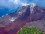 Hati-Hati! Gunung Anak Krakatau Telah Meletus 5 Kali Hari Ini