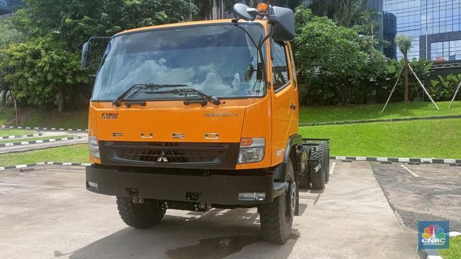 Pabrikan Truk Berencana Meningkatkan Harga Akibat Kenaikan Dolar AS