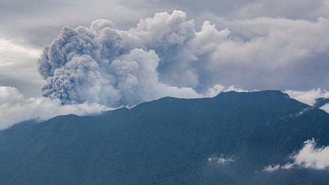 Masih Perlu Waspada, Gunung Marapi Masih Berpotensi Meletus Hari Ini