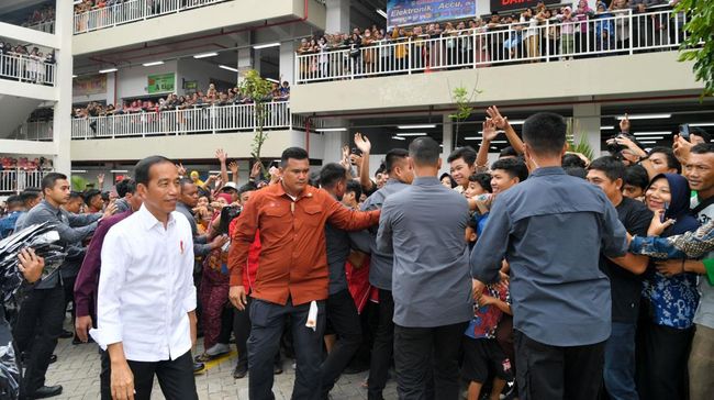 Pasar Terbesar di Indonesia Diresmikan oleh Jokowi