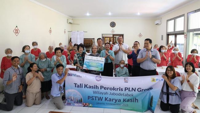 Sambut Natal, Perokris PLN Mempersembahkan Kasih kepada 6 Panti Asuhan