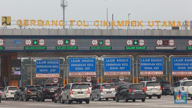 Contraflow Arah Cikampek Diberlakukan di Tol Japek KM 47 – KM 65