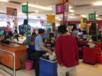 Warga Hemat Saat Transmart Mengadakan Full Day Sale dengan Promo Sembako Murah Meriah