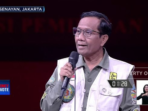 Mahfud Mengakhiri Debat Cawapres dengan Menyanyikan Lagu Ebiet G.Ade