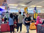 Terjadi Lonjakan Pengunjung di Transmart Cempaka Putih Karena Diskon Besar-besaran