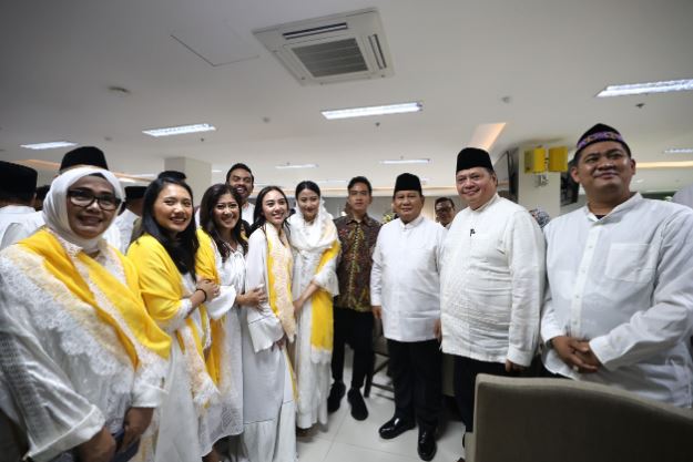 Prabowo Subianto Menghargai Partai Golkar: Perlu Belajar dan Menimba Ilmu