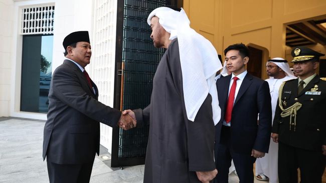 Prabowo dan Gibran Bertemu Presiden MBZ, Dapat Ucapan Selamat dan Medali Zayed