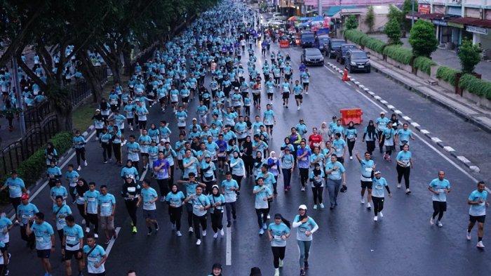 Riau Bhayangkara Run 2024: Ribuan Peserta Membanjiri Jalan Sudirman Pekanbaru Seperti Lautan Manusia