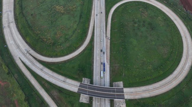 Bahlil Sebut Jalan Tol Menjadi Pertimbangan Investor untuk Menanamkan Uang di Indonesia