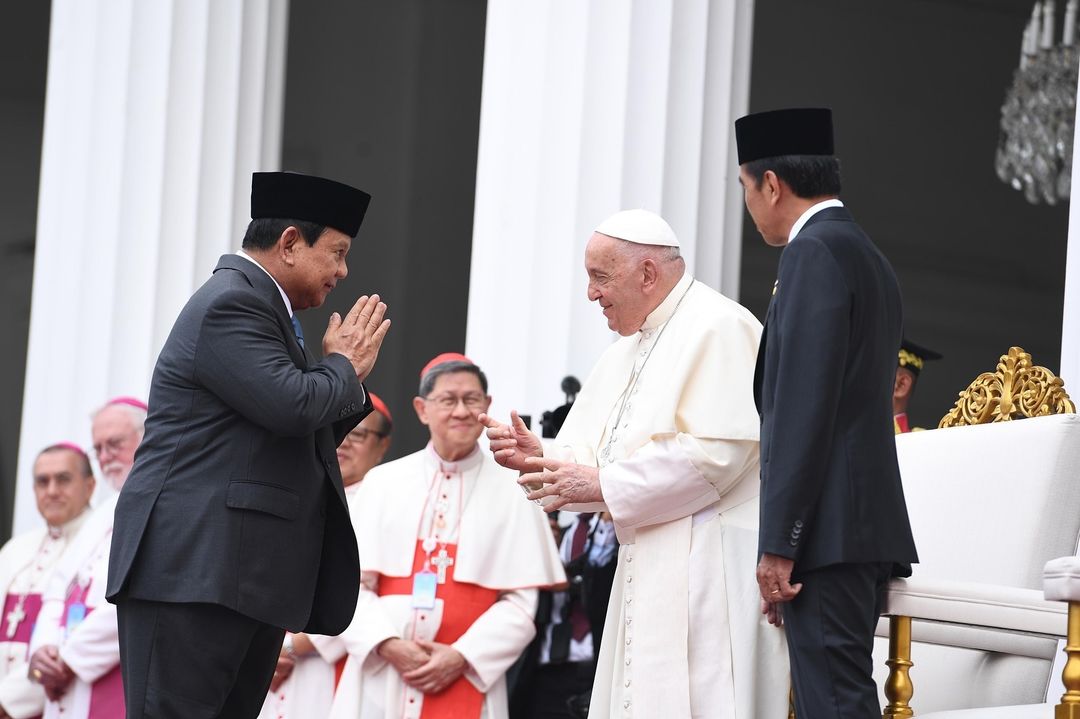 Prabowo Subianto Shares Touching Moment with Pope Francis: “Indonesia Celebrates Diversity and Harmony”