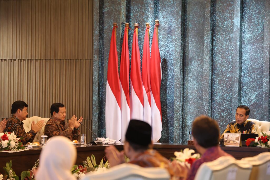 Prabowo Subianto’s Heartfelt Moment with Jokowi at Final IKN Plenary Session, Luhut Discloses