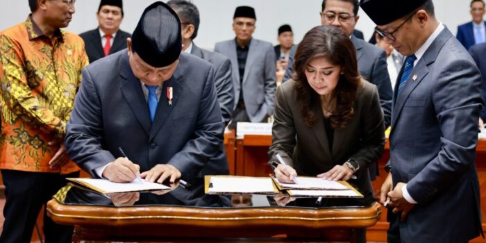 Prabowo Subianto’s Last DPR Meeting: All Political Factions Present to Offer Prayers