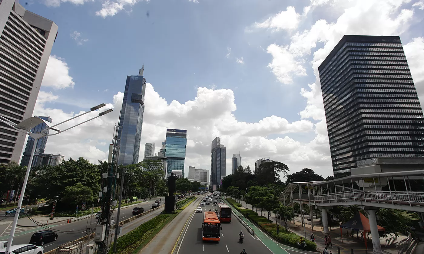 Prakiraan Cuaca BMKG: Jakarta Akan Cerah Berawan Sepanjang Hari dengan Suhu Maksimal 34°C