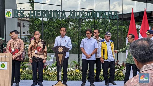 Jokowi Meninjau Rumah Sakit di IKN, Setelah Diresmikan Sudah Ada Pasien