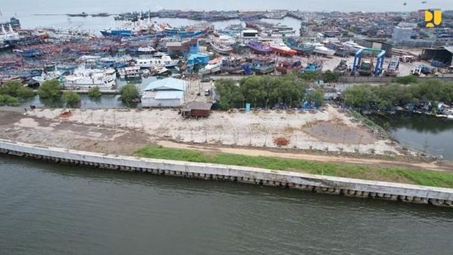 penampakan-dari-udara-proyek-tanggul-cegah-pesisir-jakarta-amblas-dok-pupr-1749635257696_169.jpeg