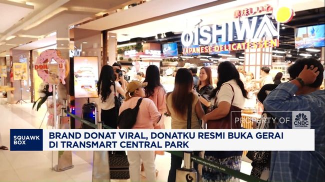 brand-donat-viral-donatku-resmi-buka-gerai-di-transmart-central-park-1752467514744_169.png