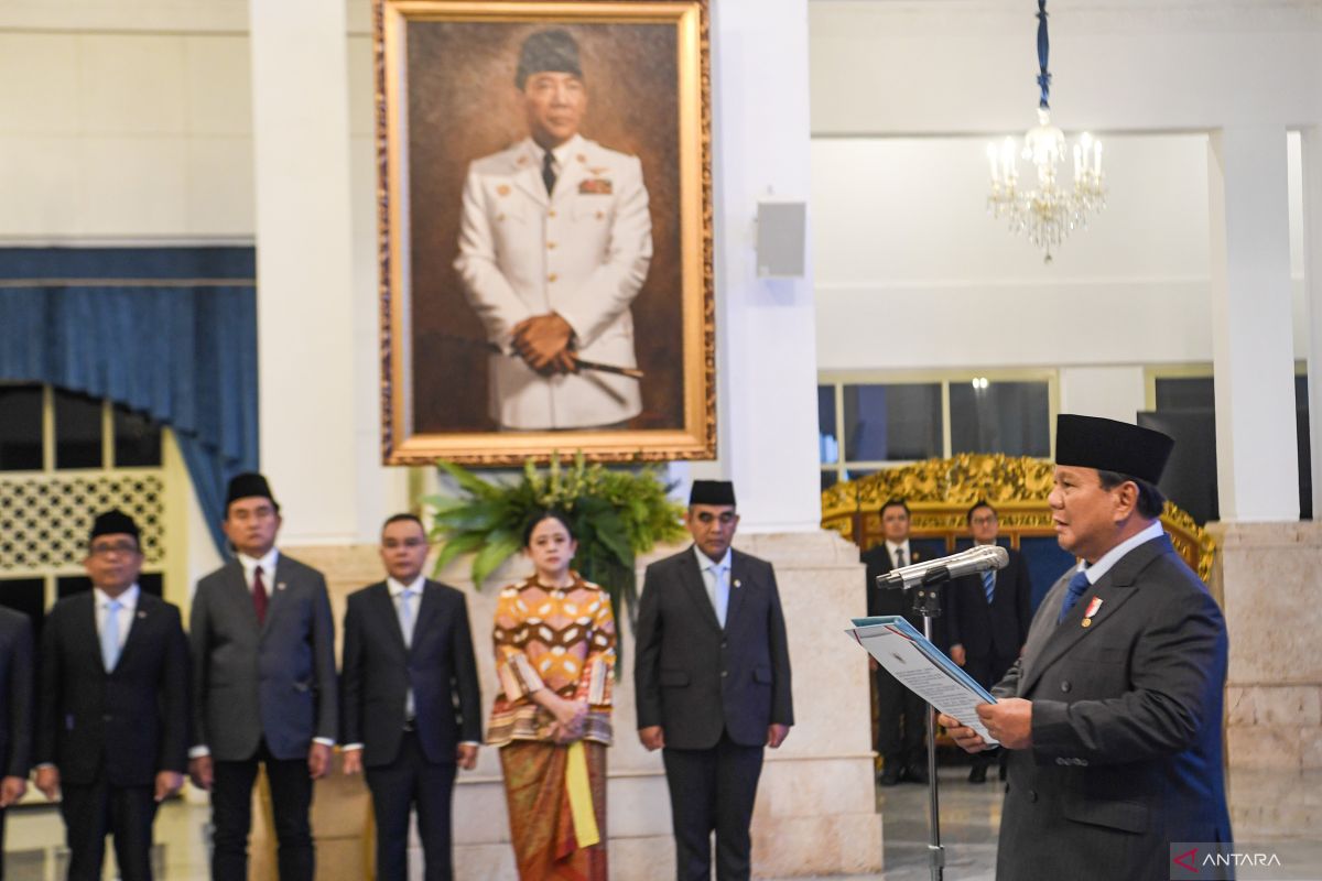 Presiden-Prabowo-Lantik-Jabatan-Pimpinan-Tinggi-170925-Adm-9.jpg